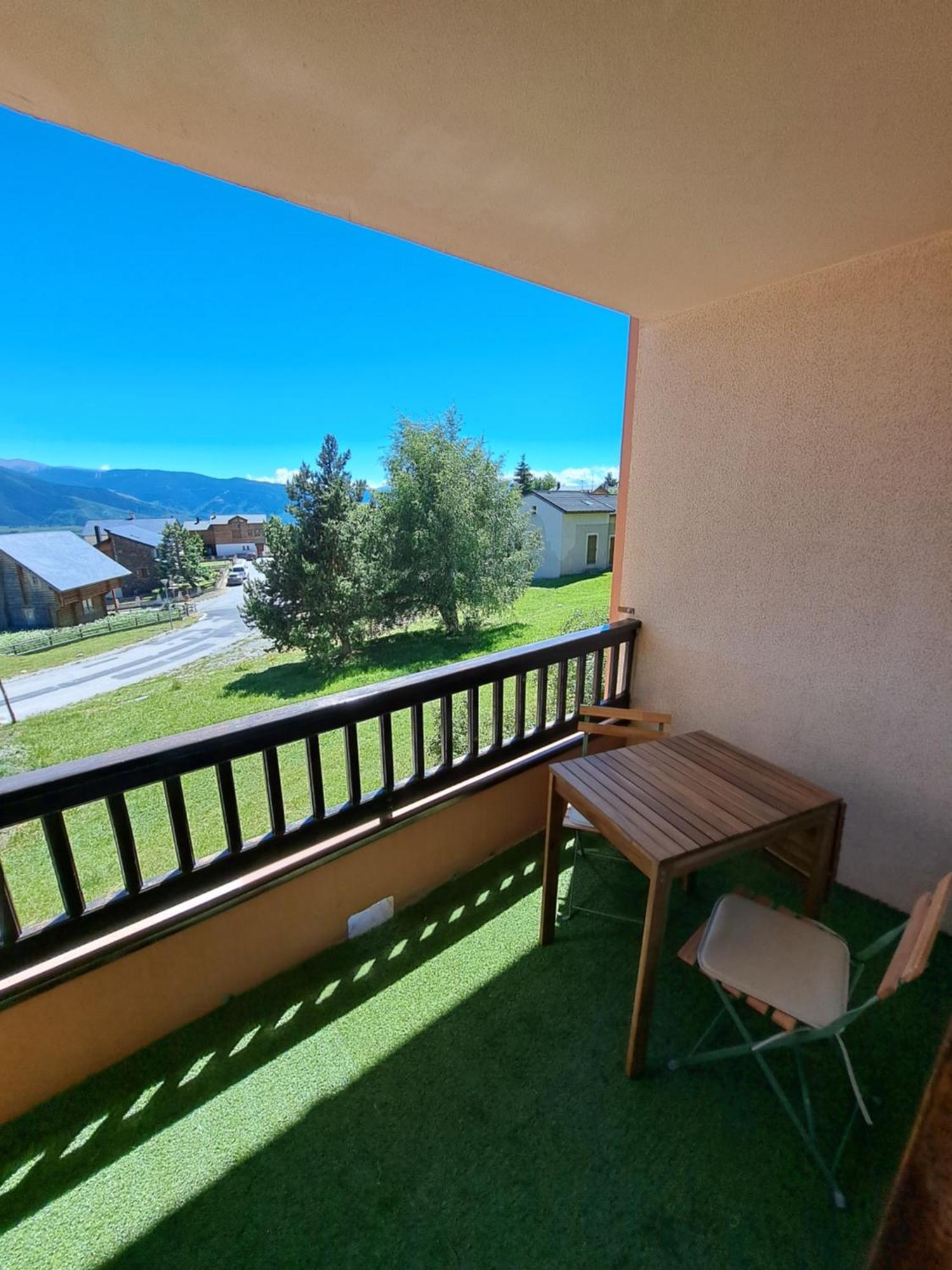 Studio Cabine 4 Couchages, Vue Face Aux Montagnes Font-Romeu-Odeillo-Via Kültér fotó